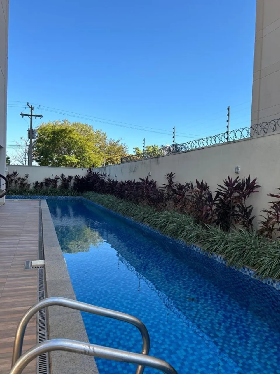 Alugo apartamento 2/4. Residencial ROYAL
