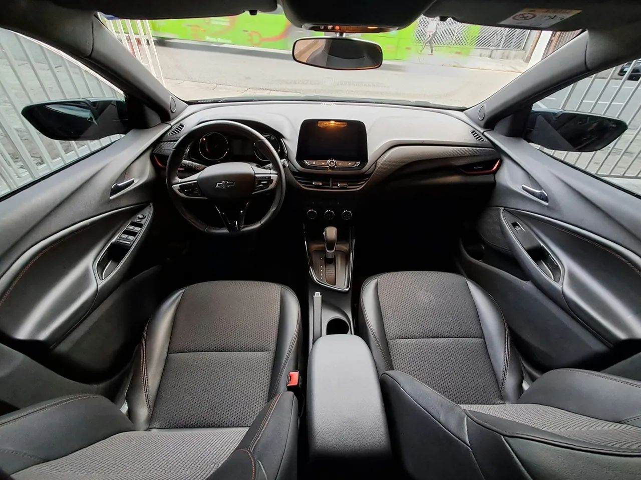 Chevrolet Onix RS 1.0 TB 12V Flex Aut. 4P, foto 6 de 10