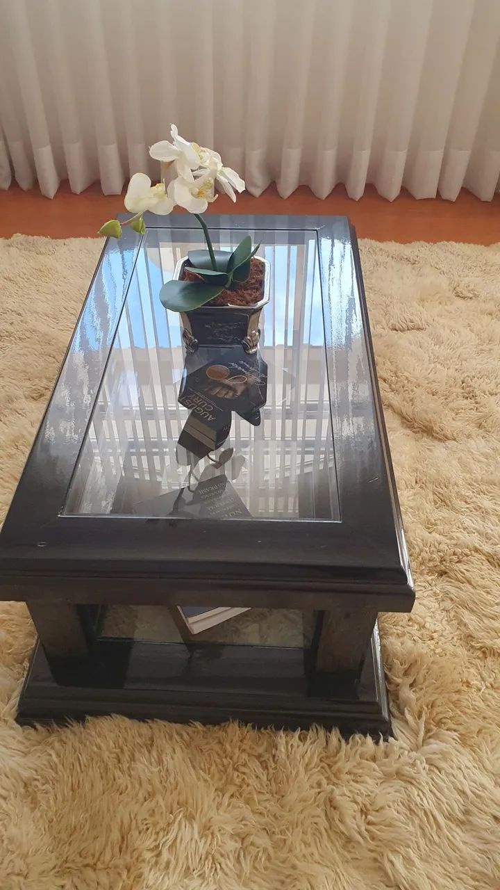Mesa de centro preta com tampo de vidro - Foto 3