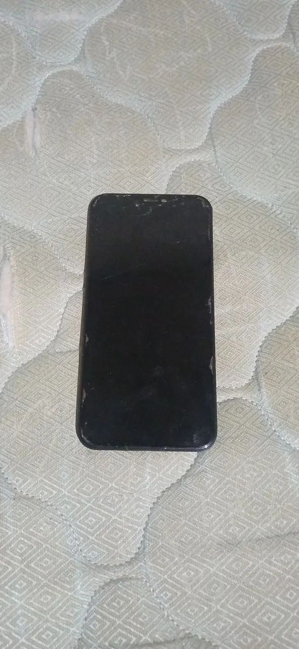 Tela iphone 11 original apenas com vidro trincando touch funcionando perfeitamente