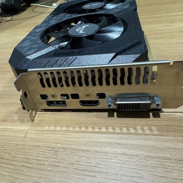 PLACA VIDEO 1650 4GB ASUS  - Foto 3