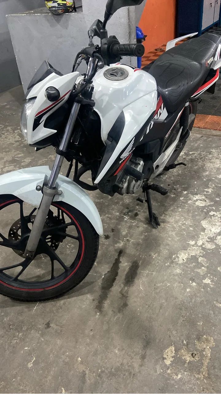 Titan 160 