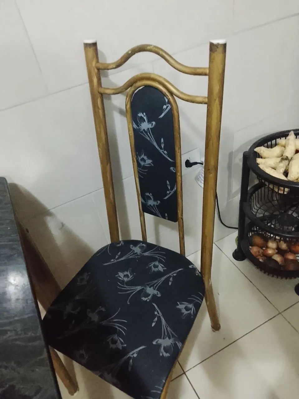 Mesa com 3 cadeiras  - Foto 5