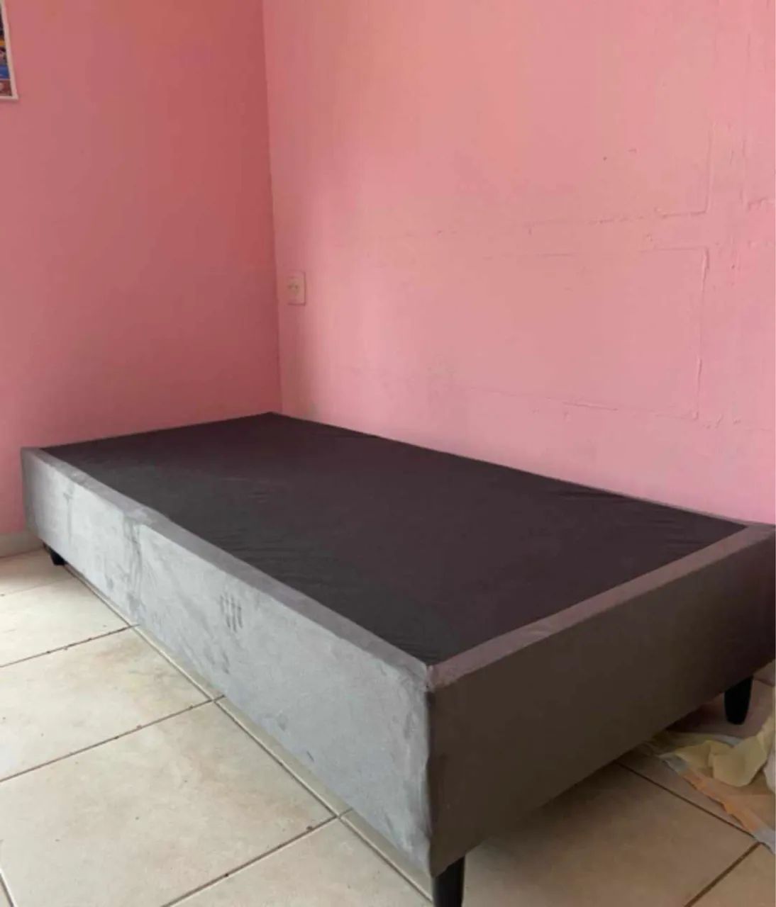 Base box de solteiro 