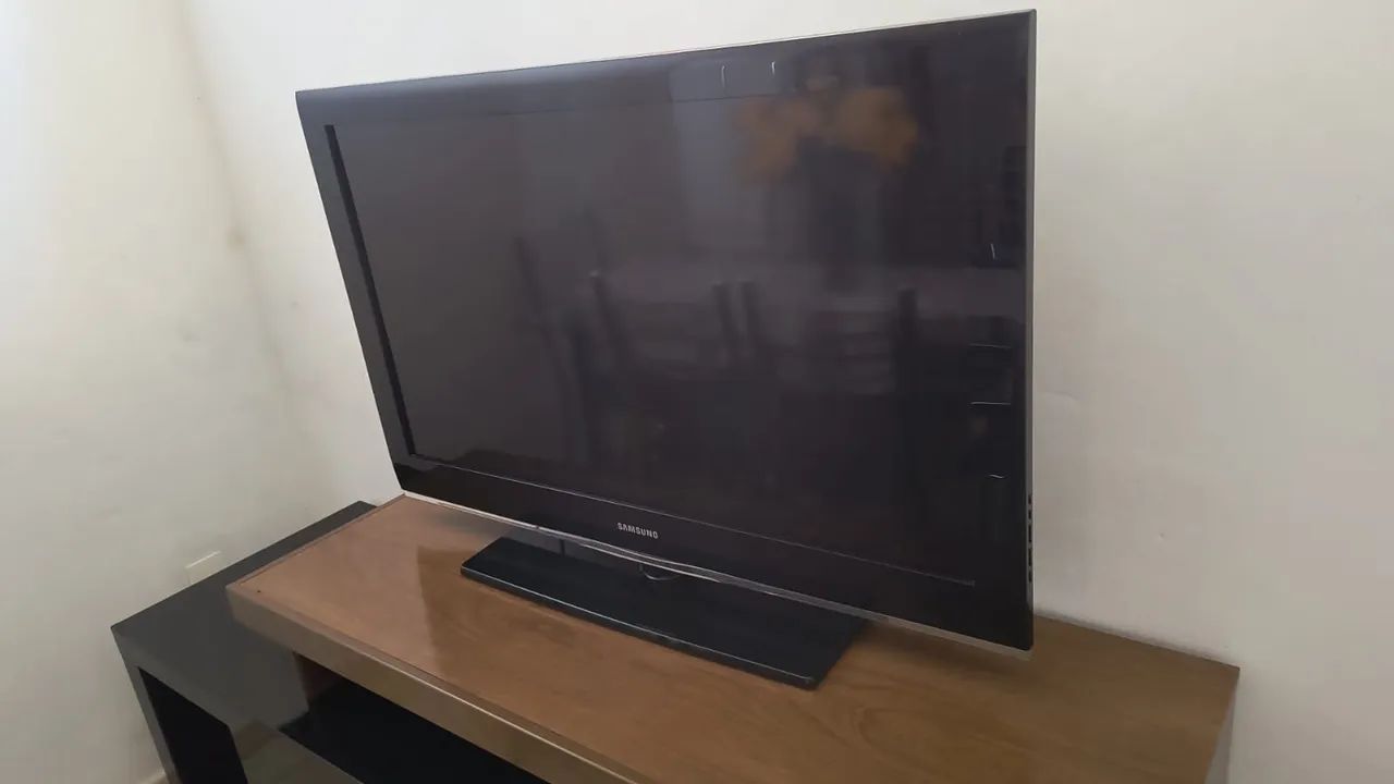 TV 42' Samsung (não é smart) 