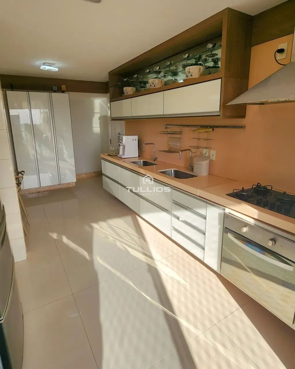 APARTAMENTO DE 197m² COM 4 SUÍTES E  NASCENTE - Foto 4