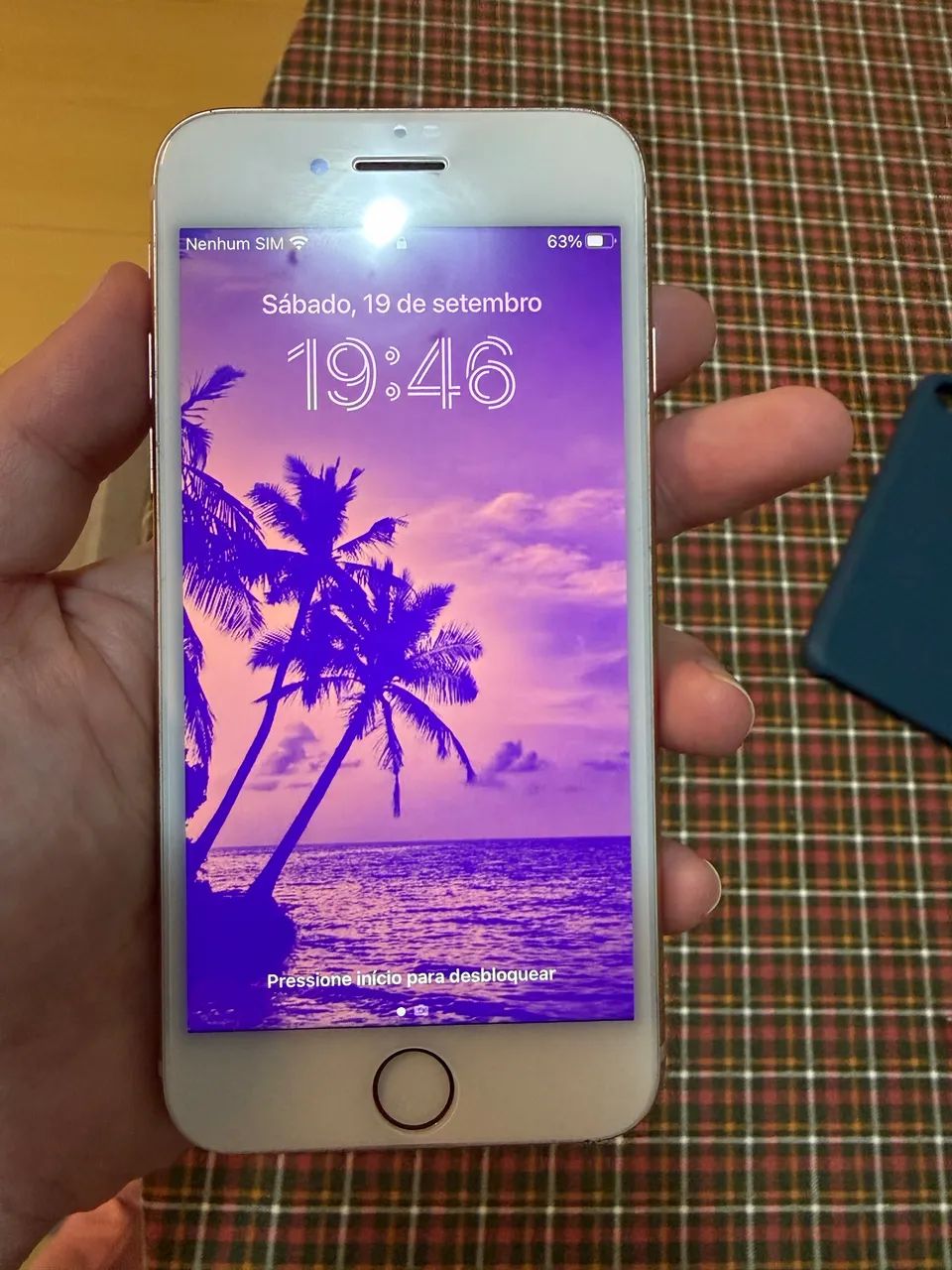 iPhone 8 dourado, em ótimo estado - Foto 5