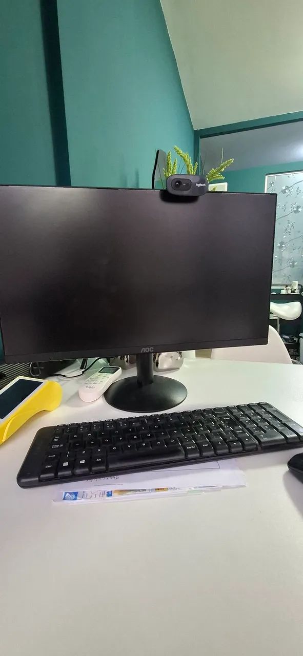 Computador completo + monitor + teclado + mouse + webcam Logitech