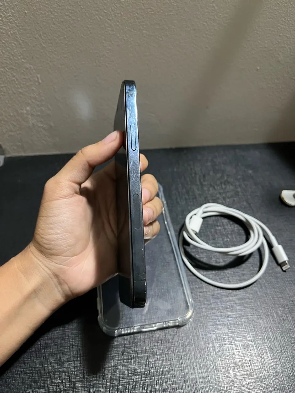 iPhone 12 Pro, 256GB. Acompanha cabo e capinha. - Foto 4