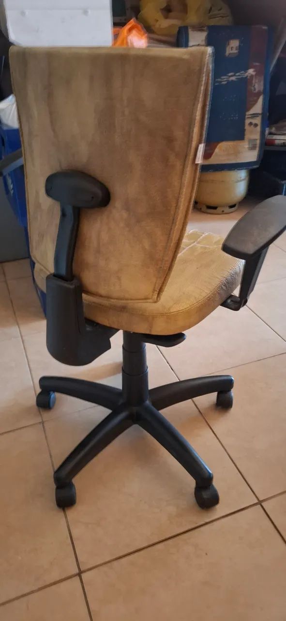 Cadeira escritório/estudos 