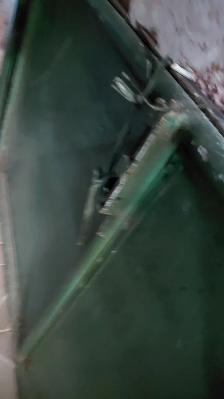 Portão de ferro.  - Foto 2