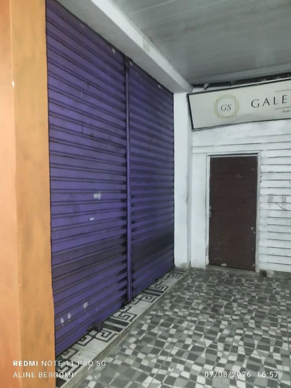 Vendo galeria com 6 lojas 1 kitnet e espaço bem amplo - Foto 4