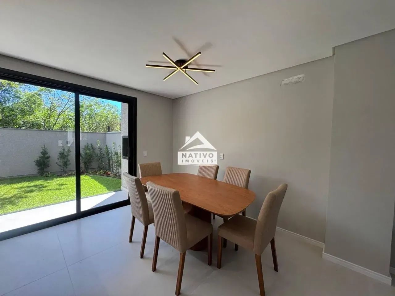 Sobrado Mobiliado com 3 dormitórios nos Ingleses/Florianópolis - Foto 4