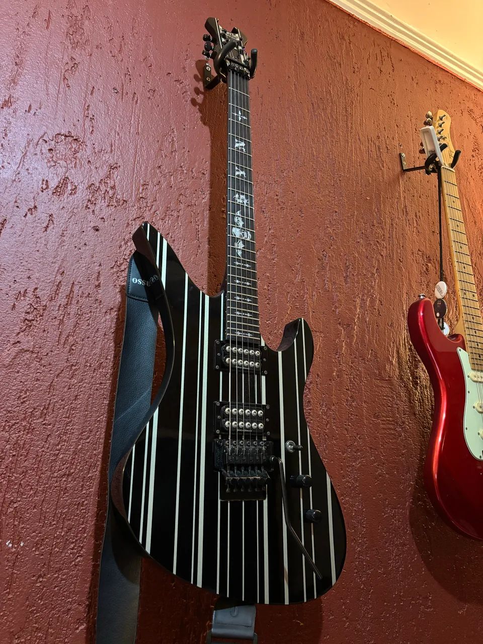 Guitarra Schecter Syn standard - Instrumentos musicais - Parque 10