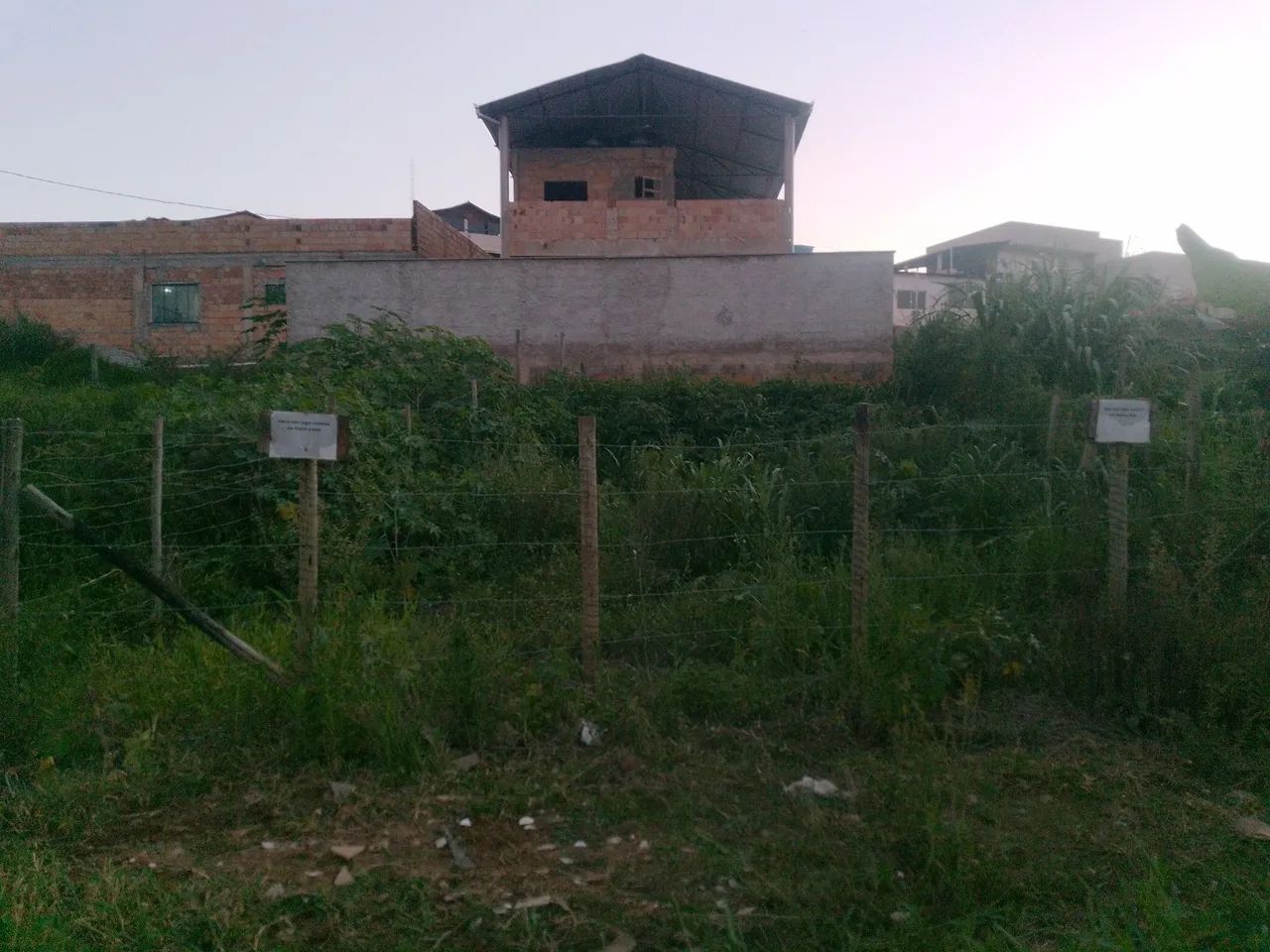 Lote em boa localização  - Foto 2