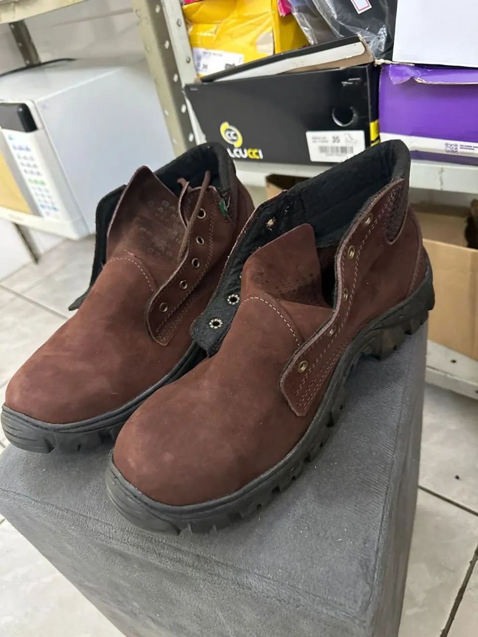 Bota de couro