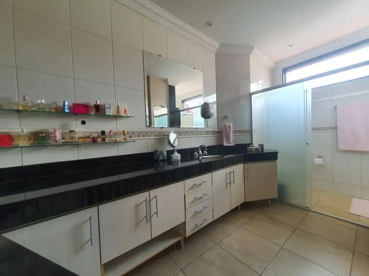 Imóvel para aluguel e venda possui 743 metros quadrados com 7 quartos - Foto 9