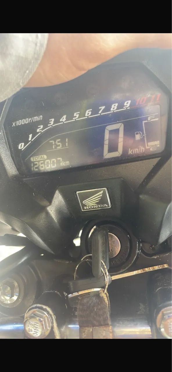 Vendo titan 2020 - Foto 3