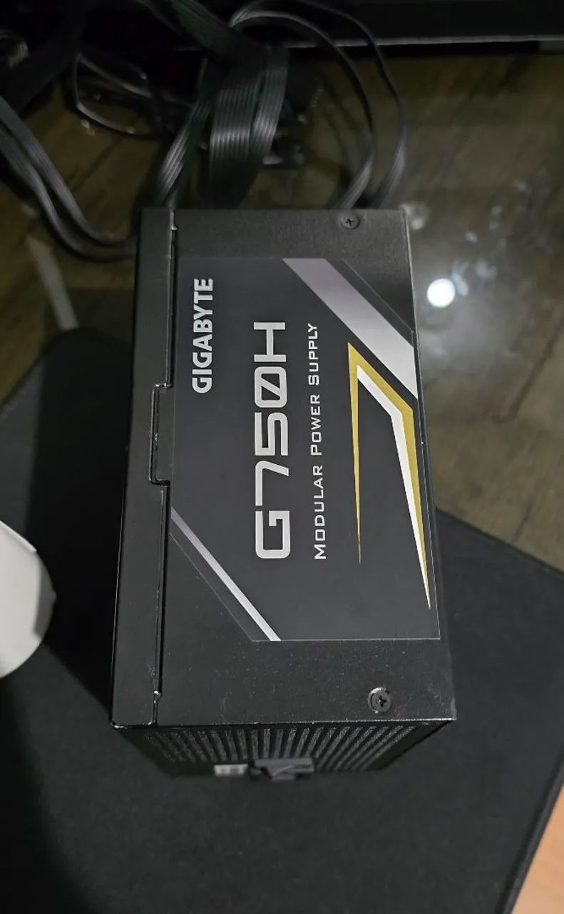 Fonte Gigabyte 750W 80 Plus Gold - Completa - Foto 4