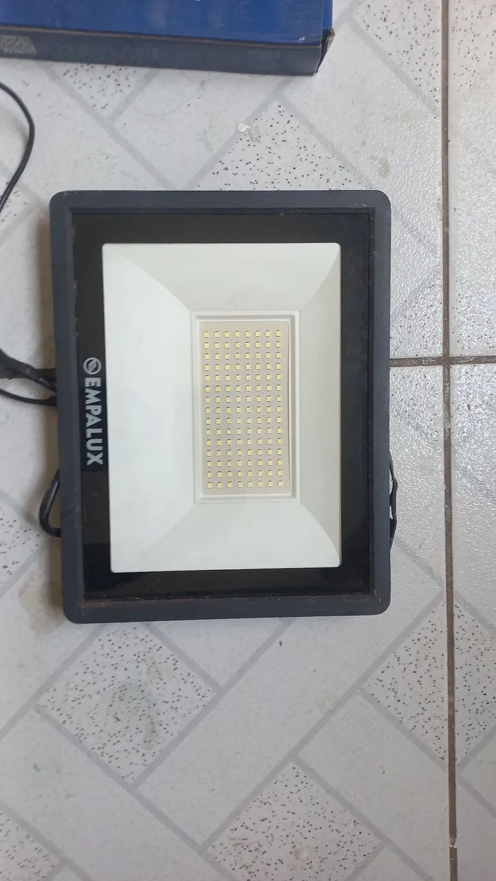 Refletores - Foto 5