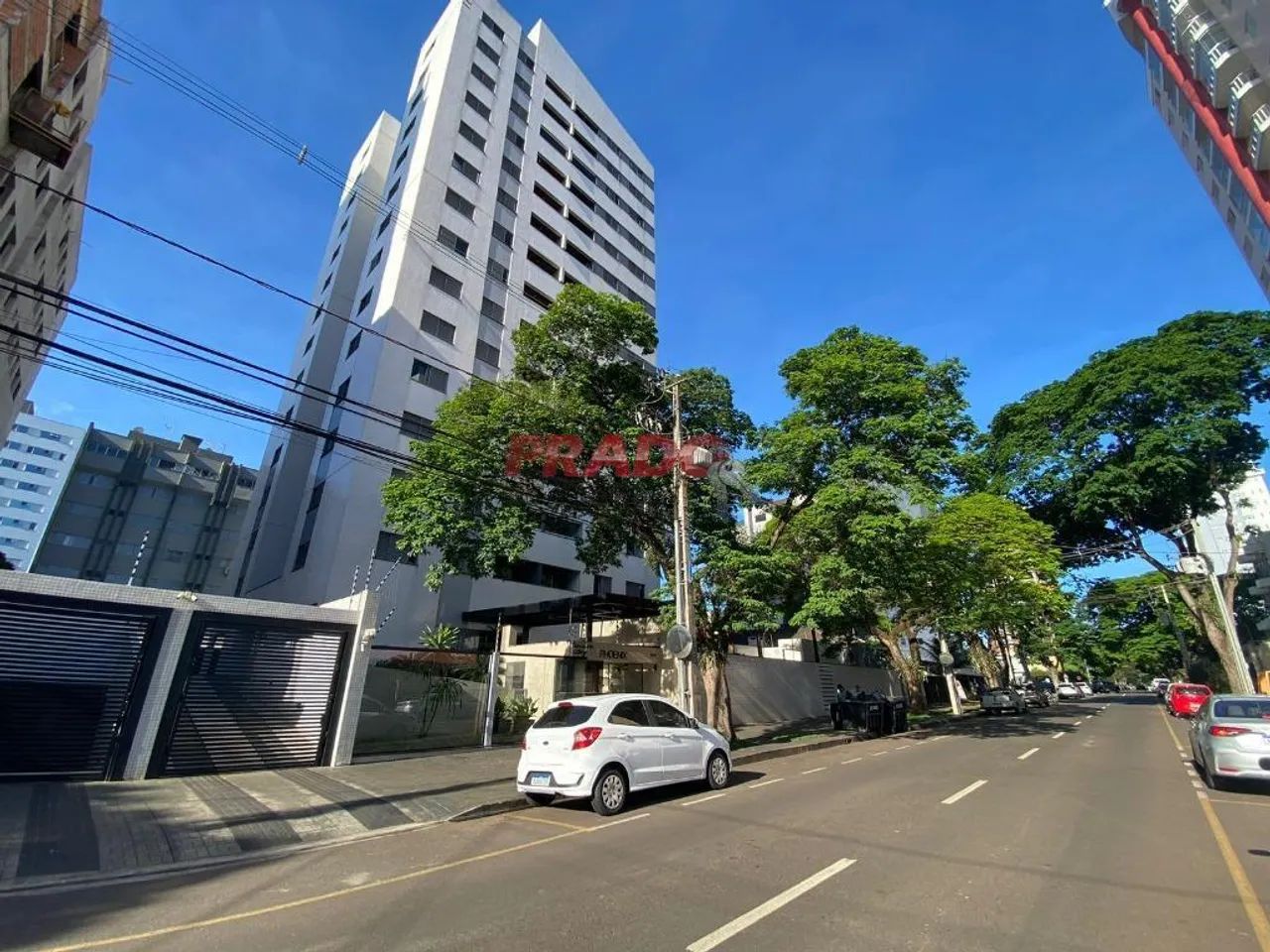 Apartamento à venda em Maringá, Zona 03, com 3 quartos, com 135 m², EDIFÍCIO PHOENIX - Foto 3