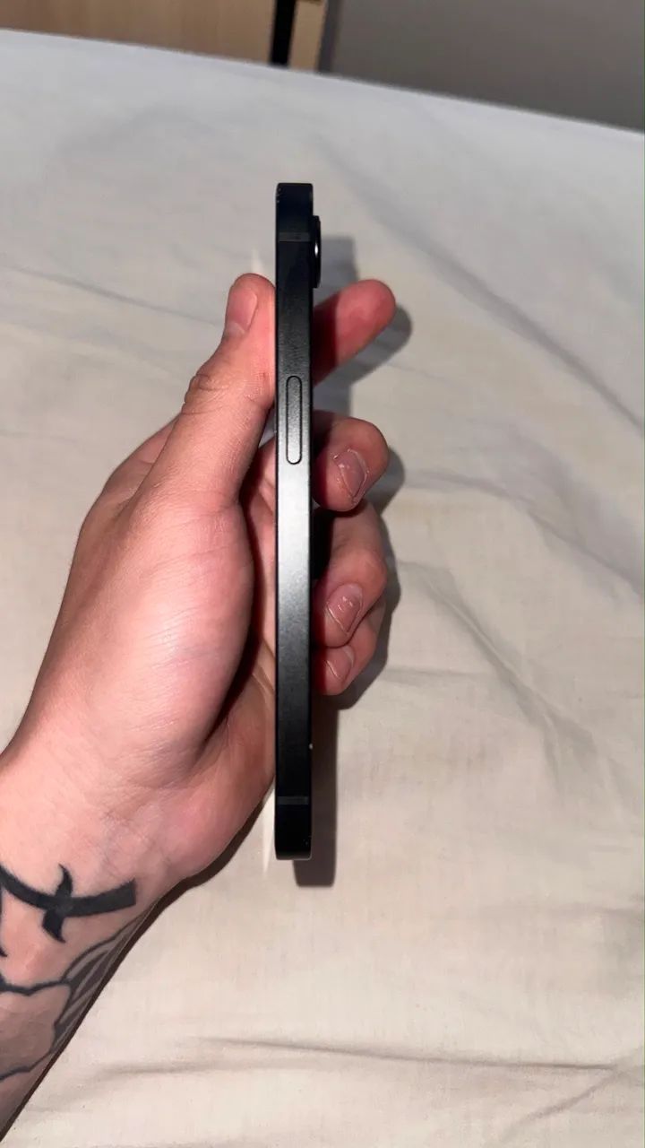 iPhone 16 e  - Foto 3