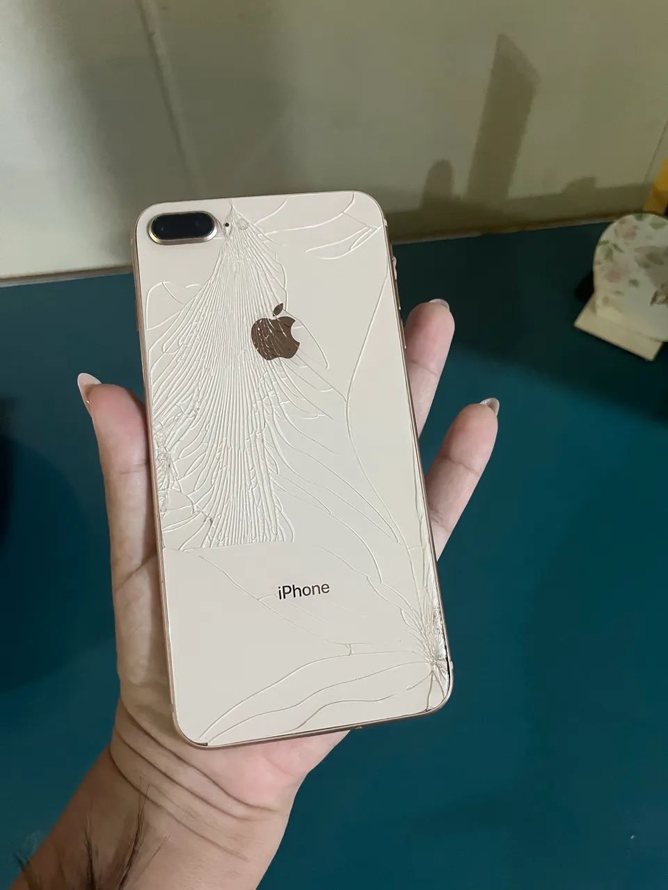 iPhone 8plus, funcionando tudo perfeitamente. - Foto 2