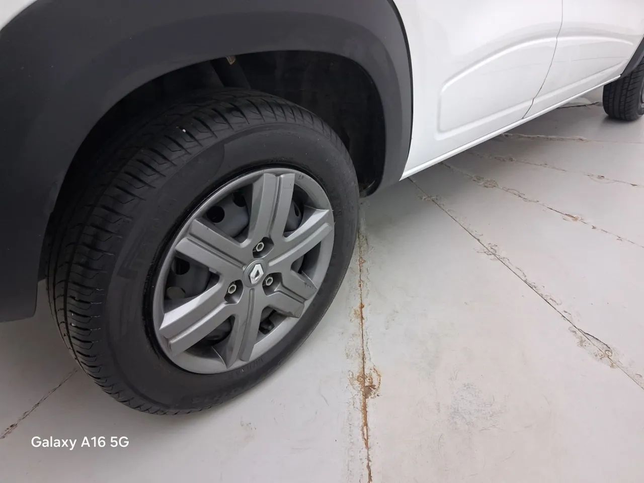 Renault Kwid 1.0 Zen, foto 14 de 18