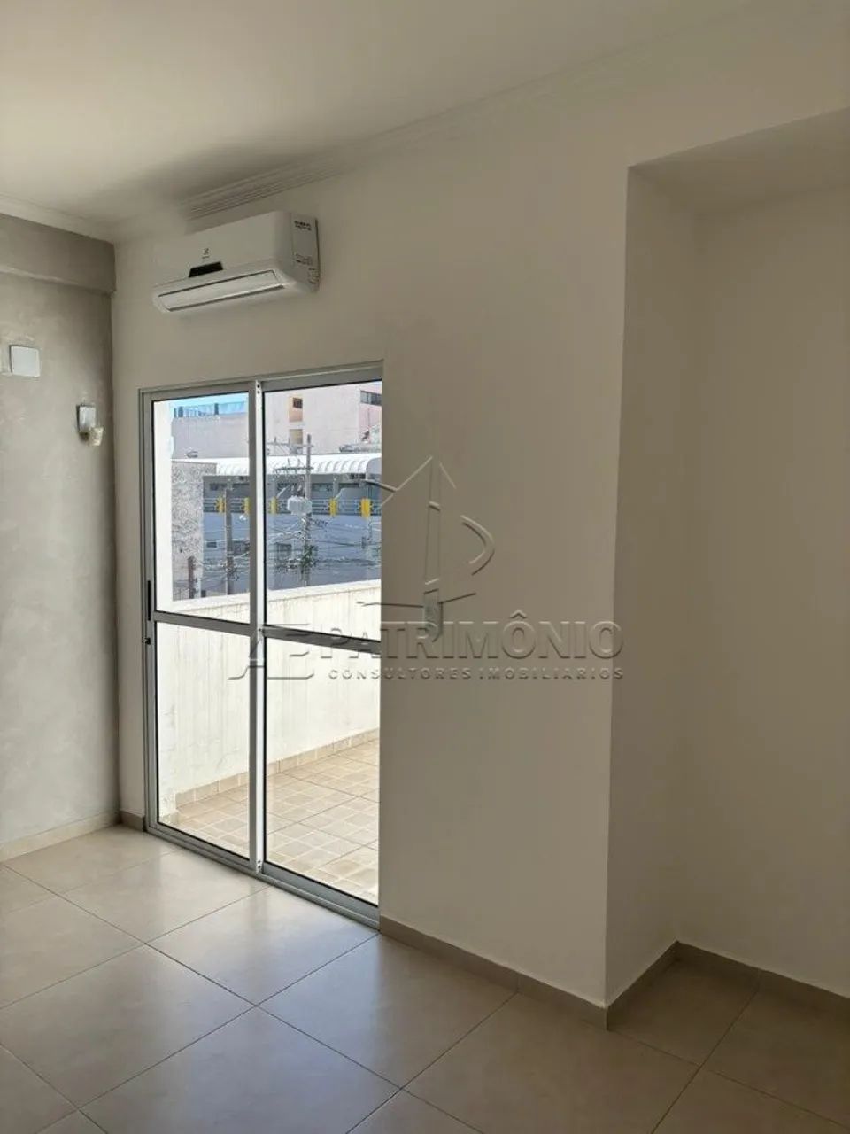 Sala comercial muito bem localizada no centro de Votorantim - Foto 4