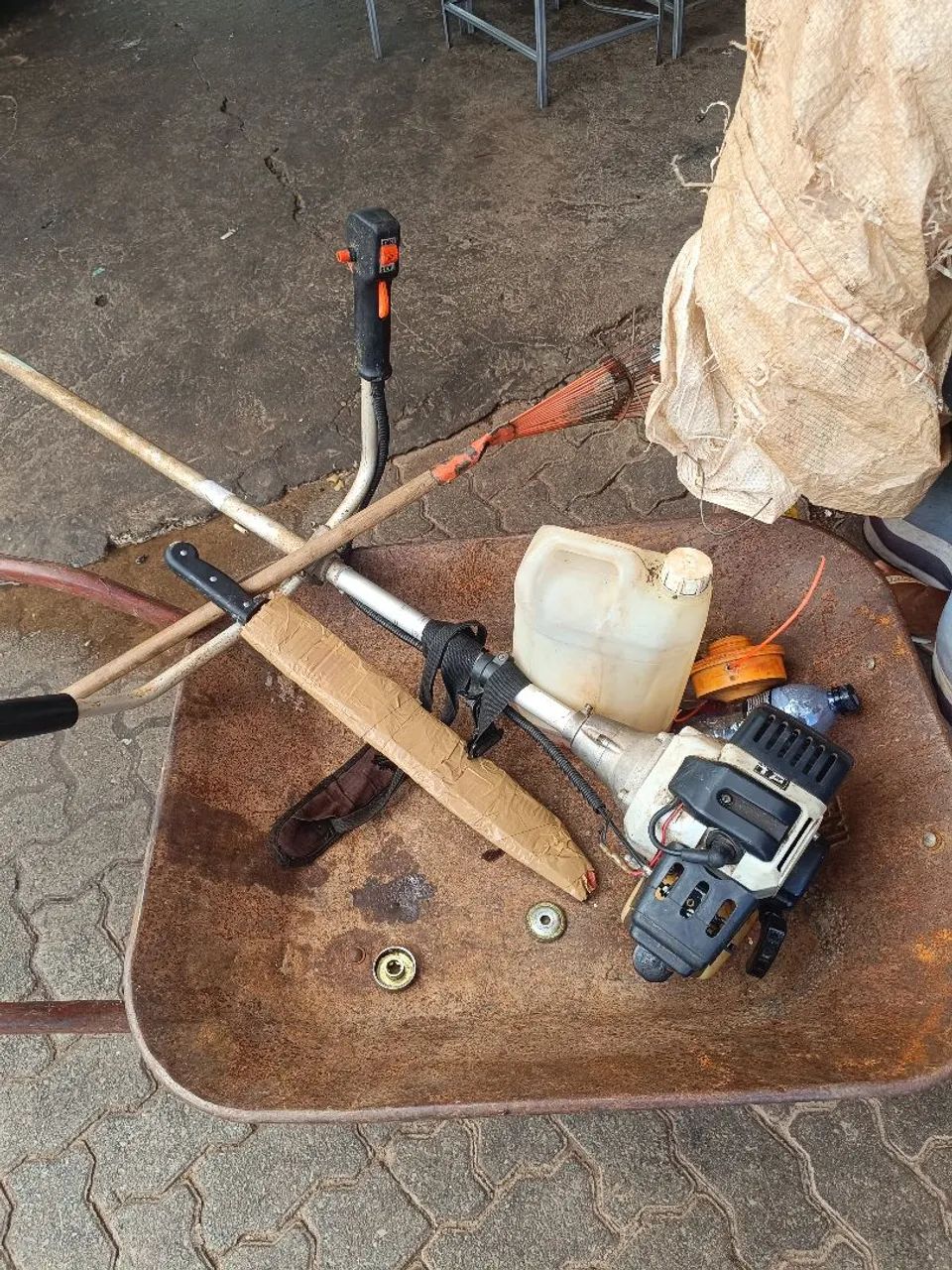 Roçadeira Toyama  - Foto 2