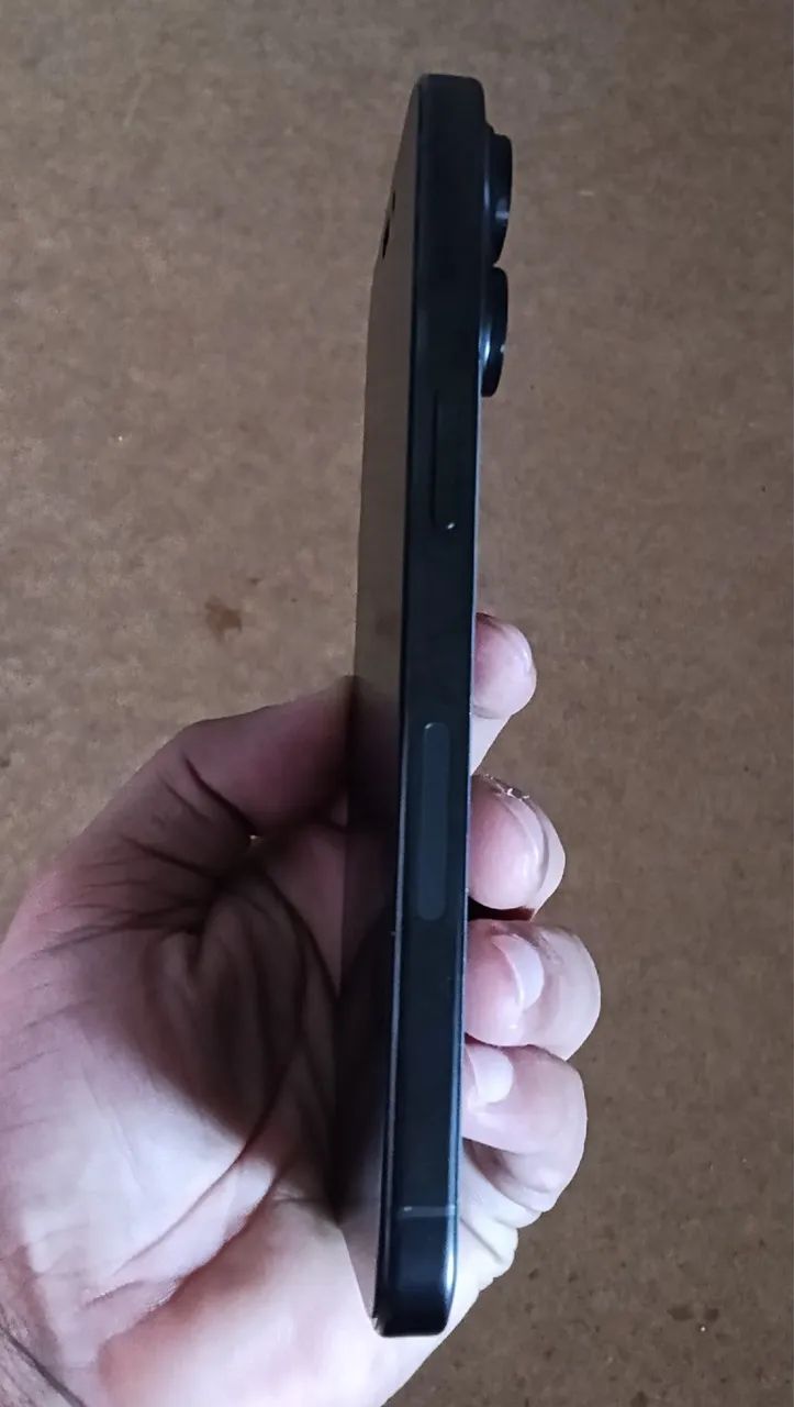 iPhone 15 Pro Max - Foto 4
