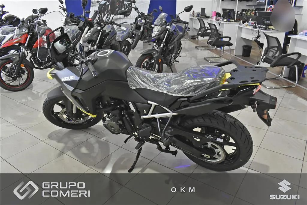 SUZUKI V-STROM 800 - Foto 2
