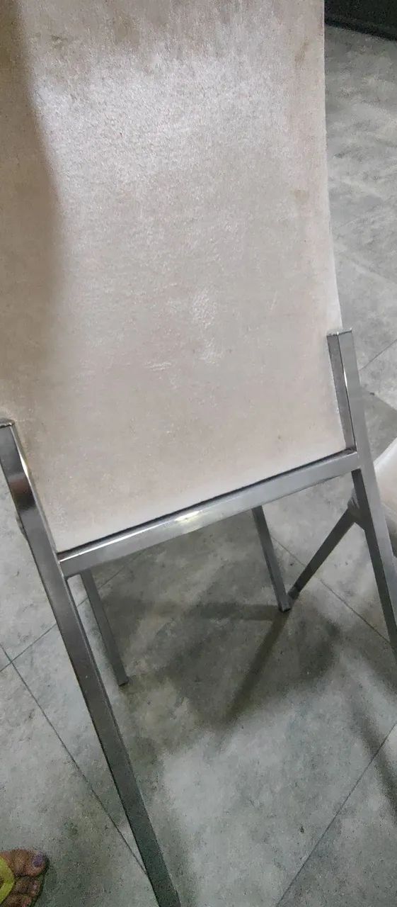 Cadeiras estofadas cor champanhe nocas - Foto 4