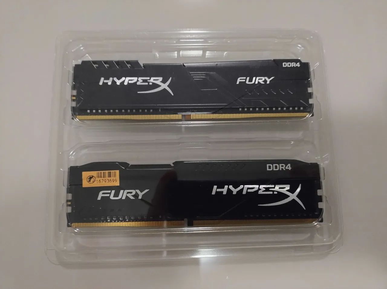 メモリー DDR4 16GB (2x8GB) Memória DDR4 16GB 2400Mhz (2x8gb)Dual Channel Kingston Fury