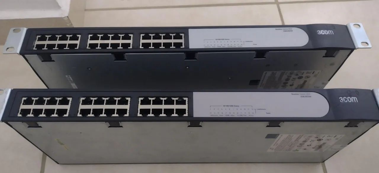 Vendo 2 switch gigabit 24 portas