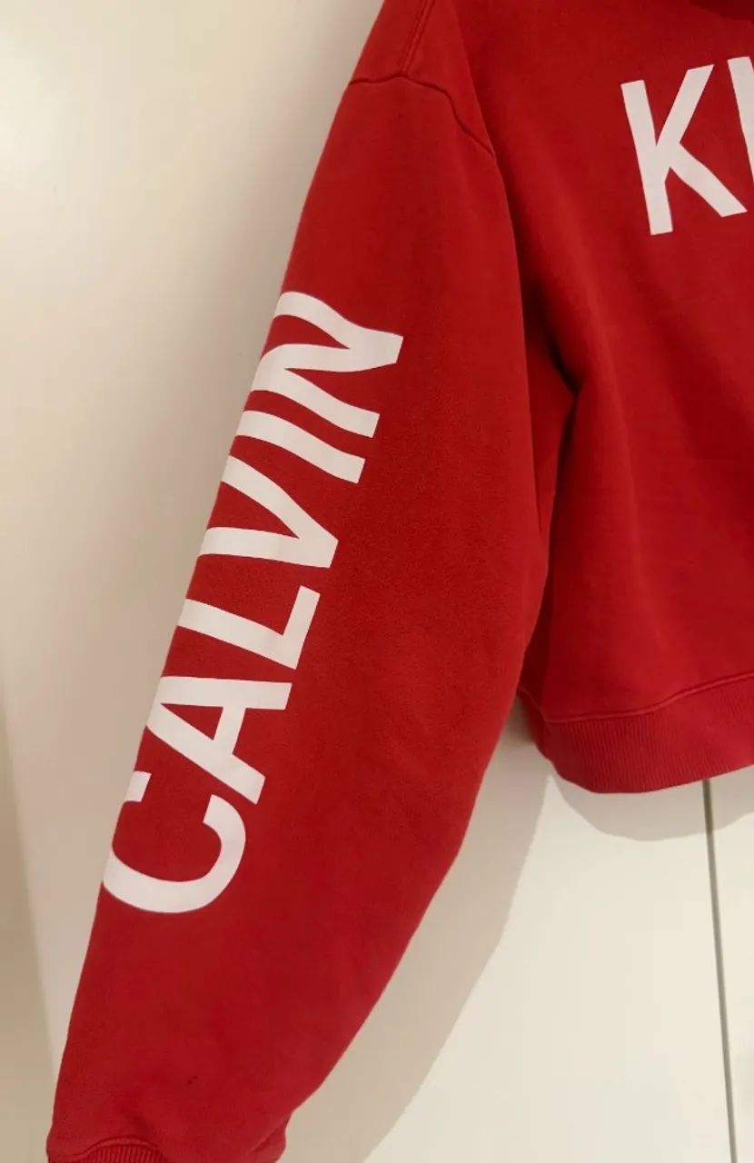 Moletom calvin klein jeans cropped vermelho - Foto 2