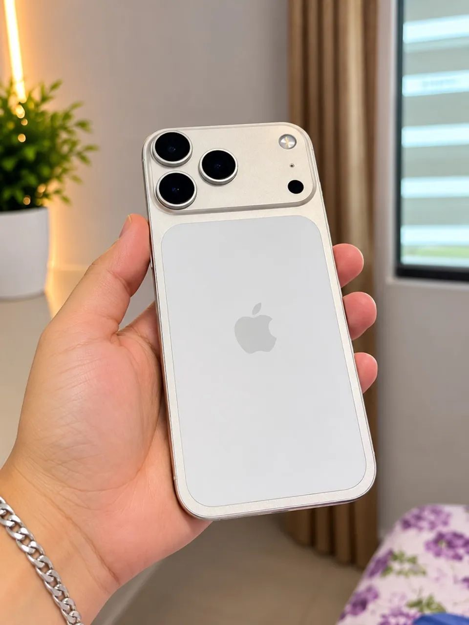 Vende se iPhone 11 com carca ça 17 pro Impecável  - Foto 2