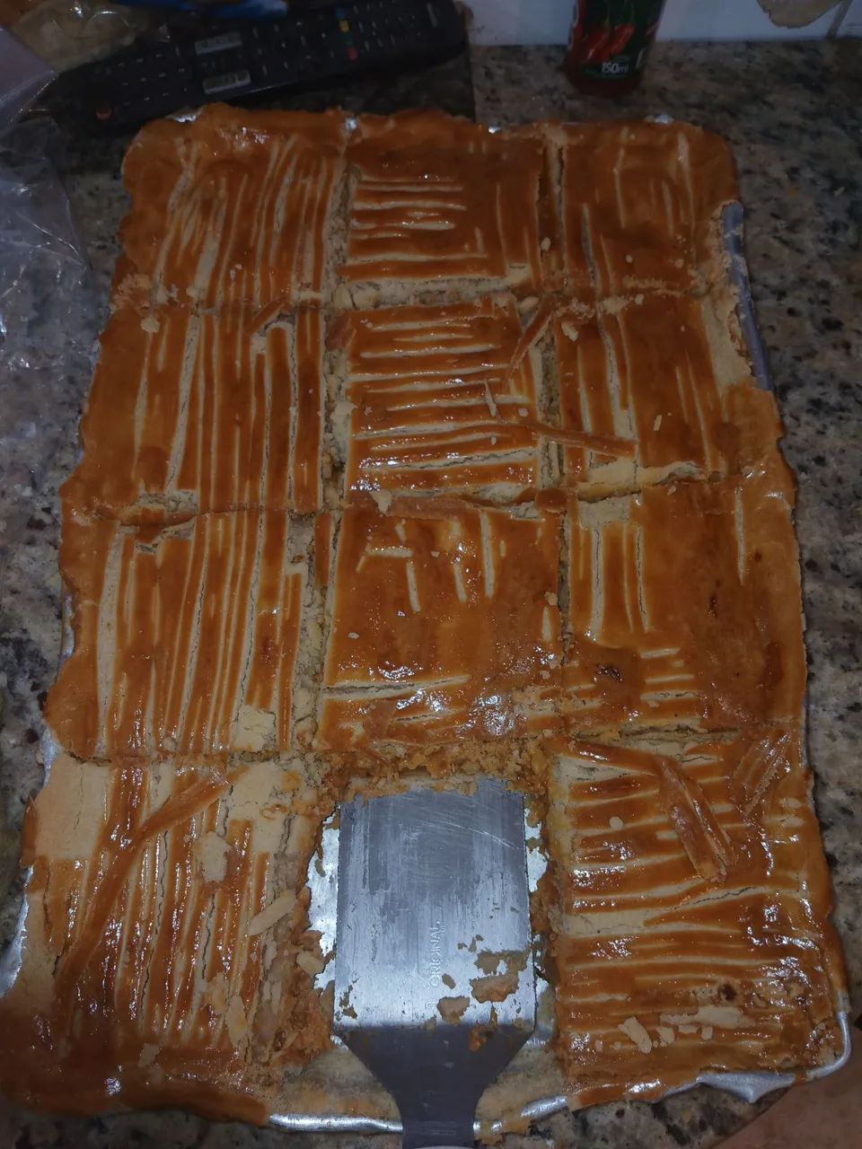 Contrata se auxiliar  - Foto 2