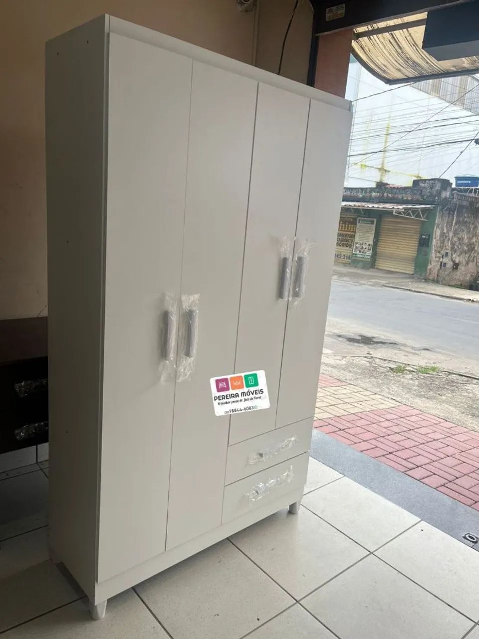 Guarda Roupa 4 portas e 2 Gavetas na Promoção  - Foto 2