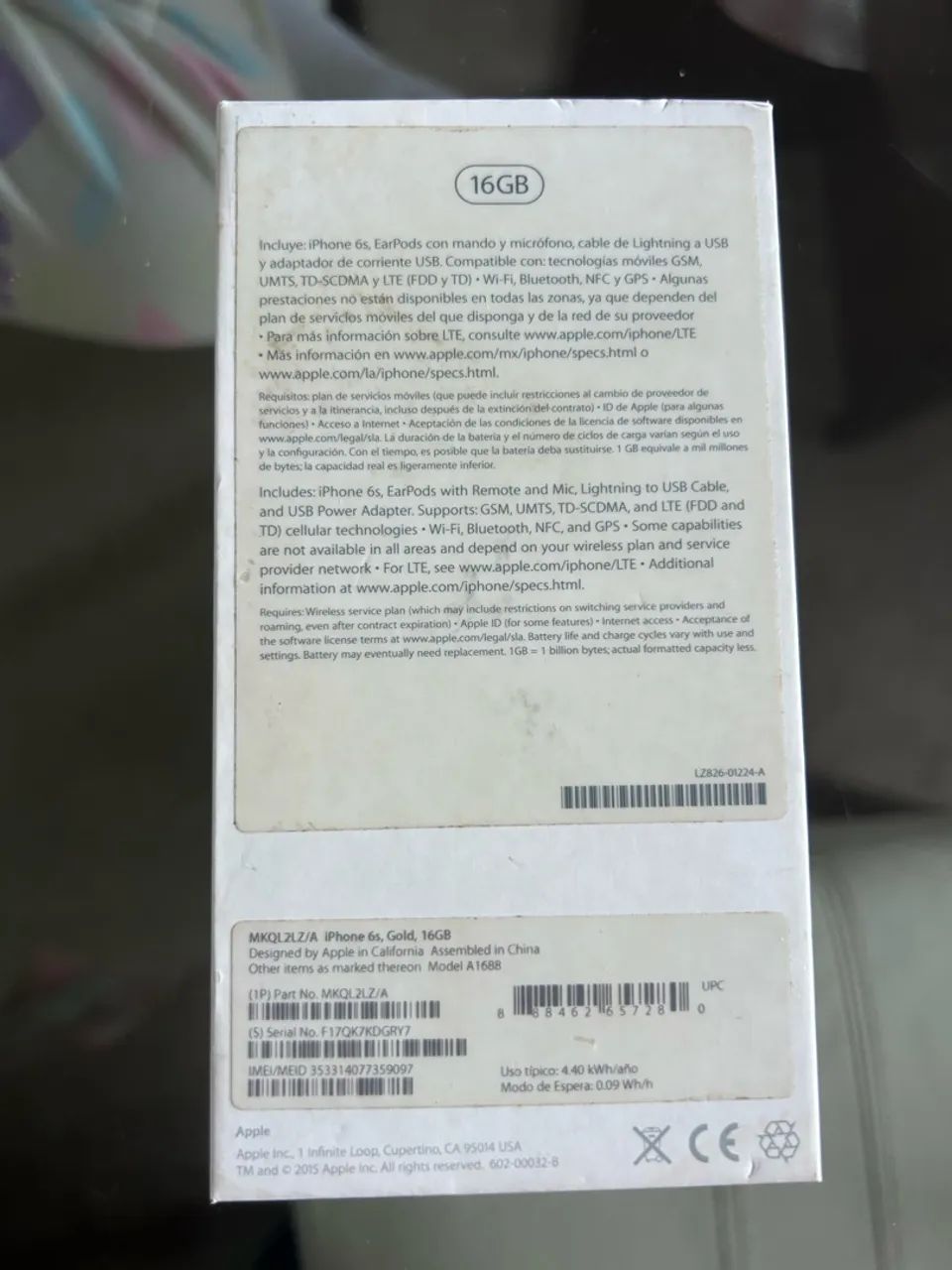 Caixa para IPhone 6s com plug e adesivos originais e chave  - Foto 3