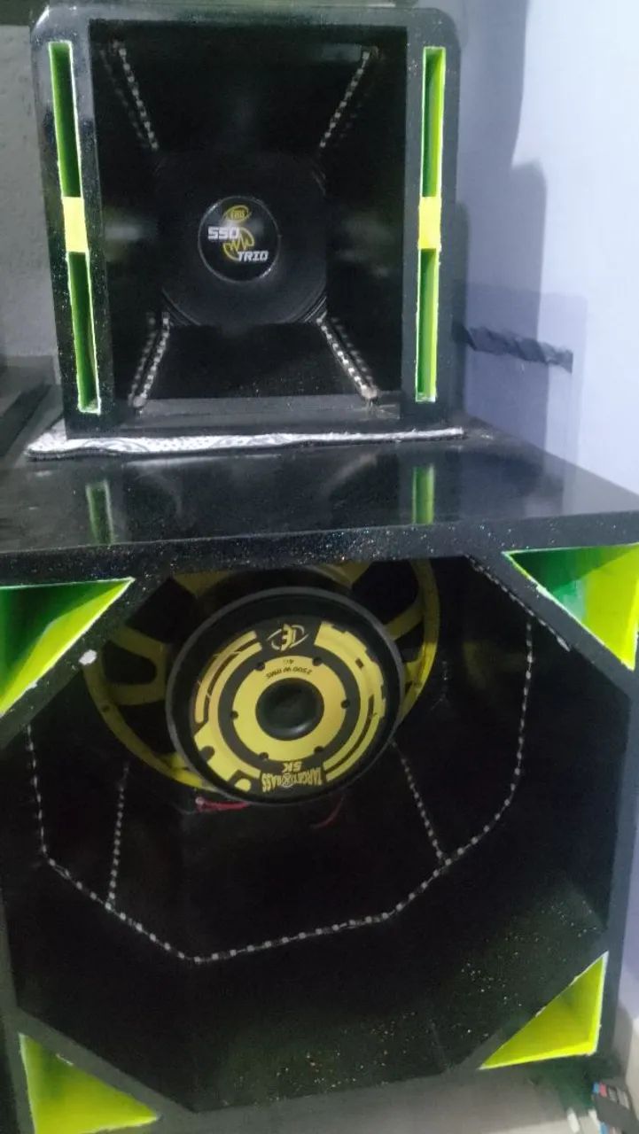 Target Bass 5k 15 polegadas semi novo. + Eros E550 10 polegadas semi novo.  - Foto 3