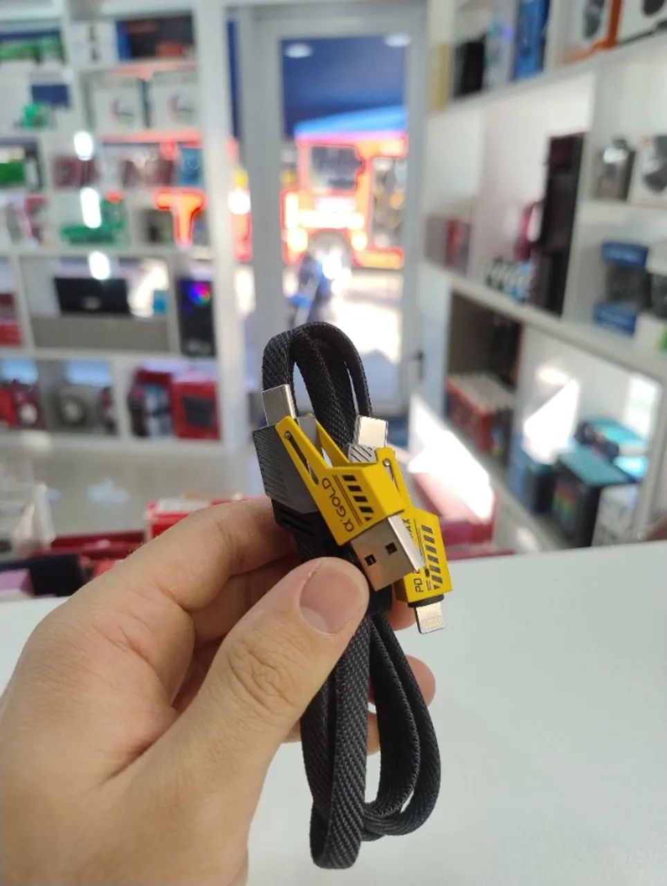 Cabo Turbo 65W USB-C Multifuncional 4 Em 1