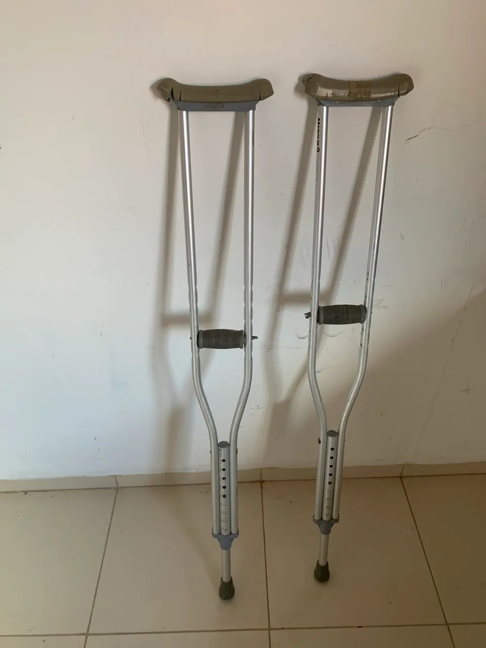 Muletas hospitalar