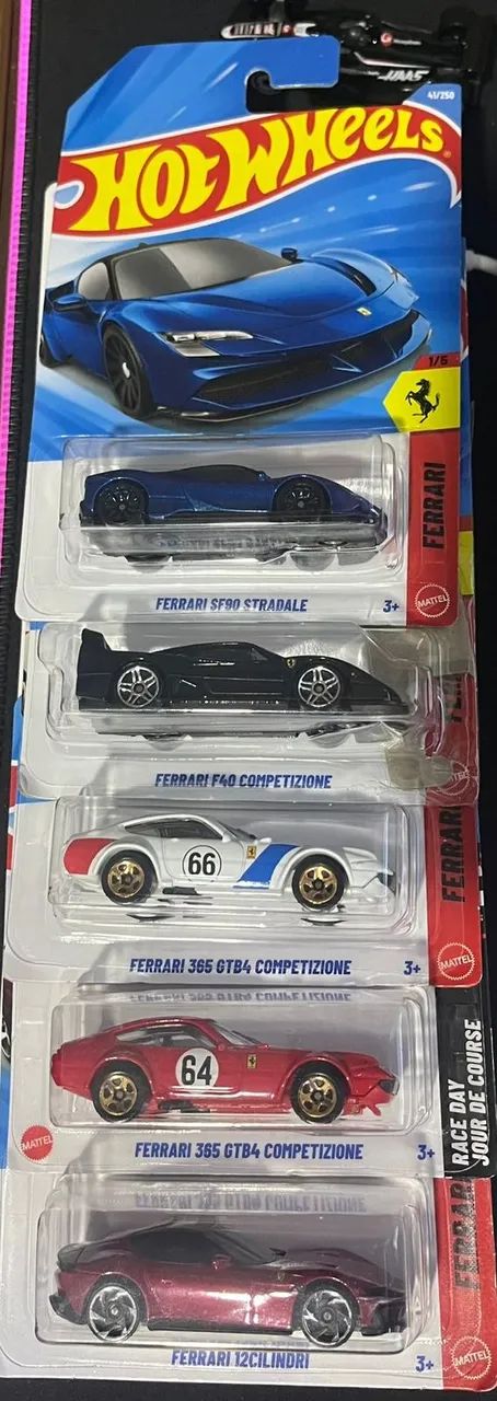 hot wheels ferrari kit com 5 unidade 2026 - Hobbies e coleções