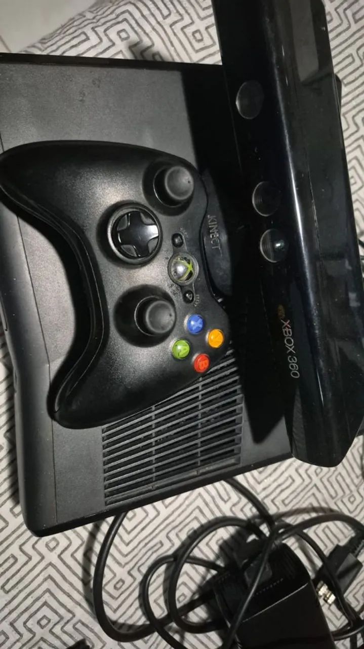 Vendo xbox 360 com kinect - Foto 2