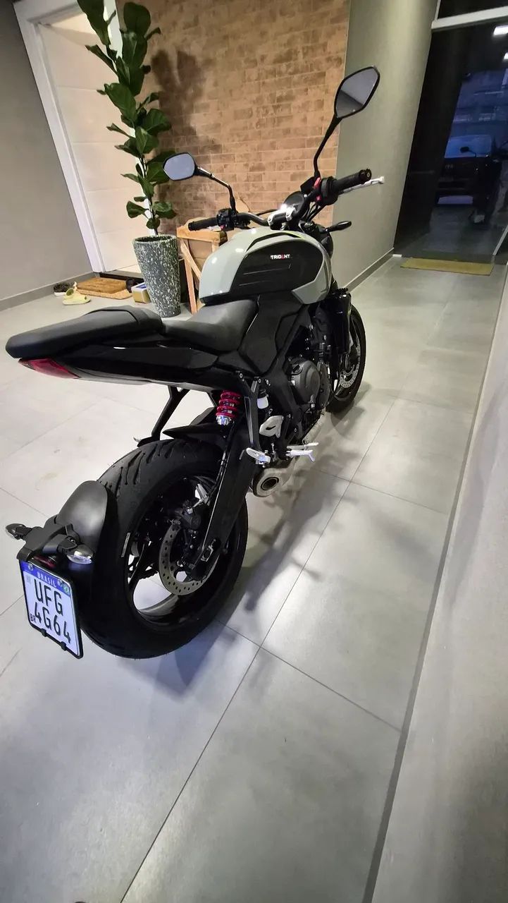 Triumph Trident 660 2026 impecável zero. - Foto 5