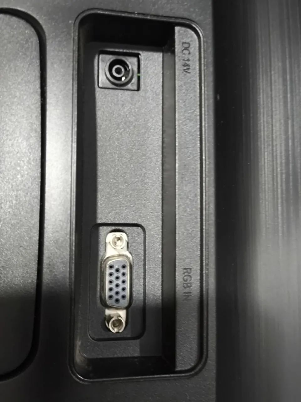 Monitor Samsung S19D300 - Foto 3