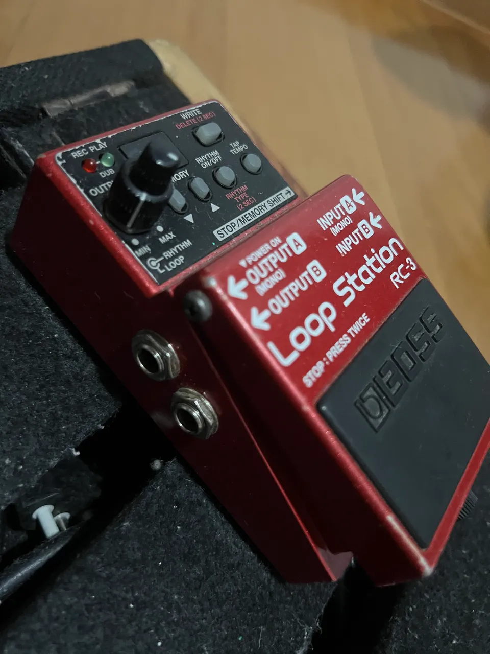 Pedal de efeito Boss RC Loop Station RC-20 vermelho - Instrumentos