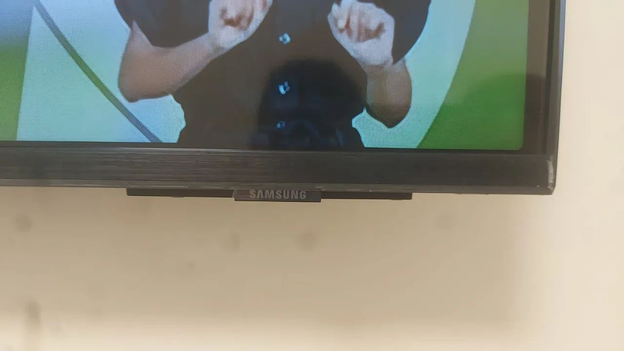 Tv sansung 43pl  4k  - Foto 2
