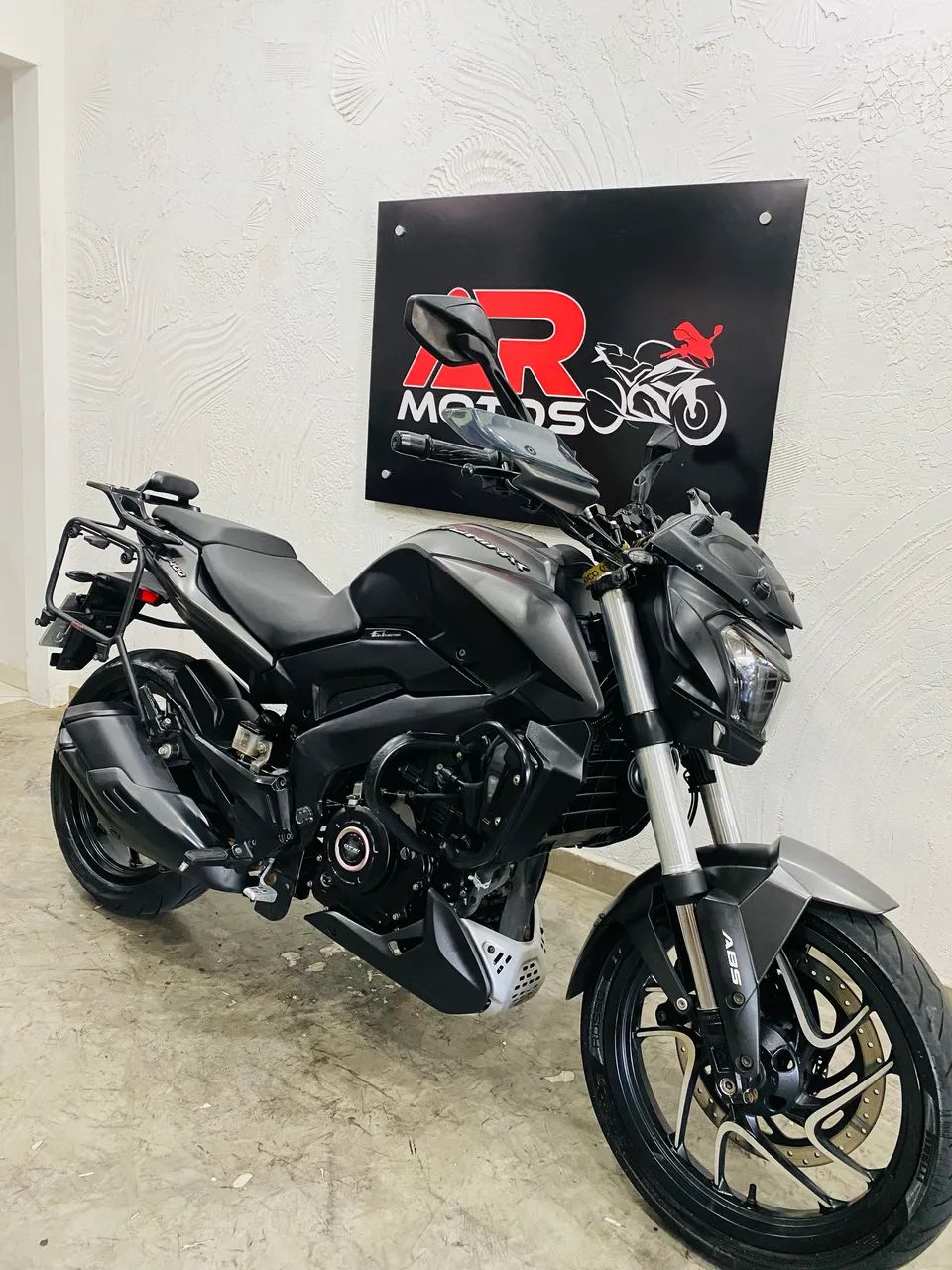 Bajaj dominar 400 2024  - Foto 3
